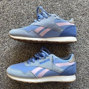 Reebok Women’s Classic Sneaker (Size 7.5)